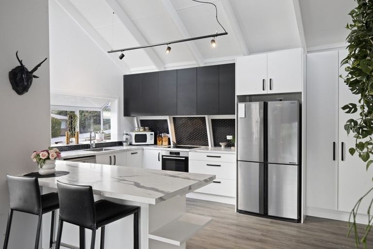 Photo of property in 7 Anzac Road, Pukekohe, 2120