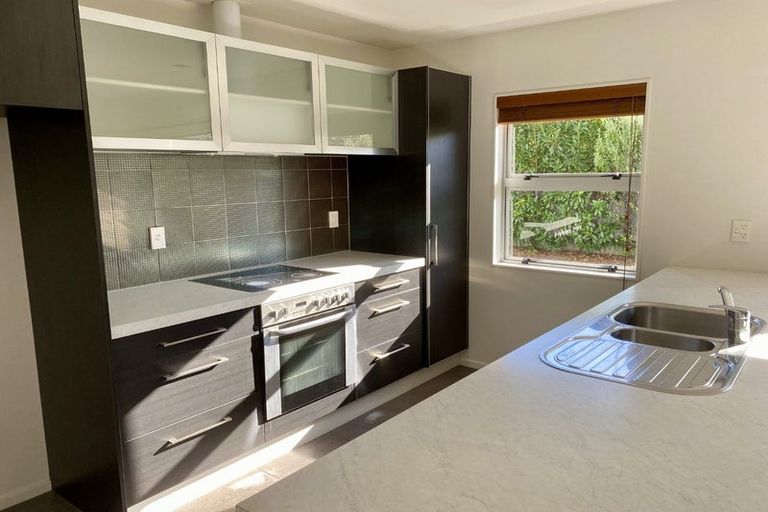 Photo of property in 15 Newbury Place, Taradale, Napier, 4112