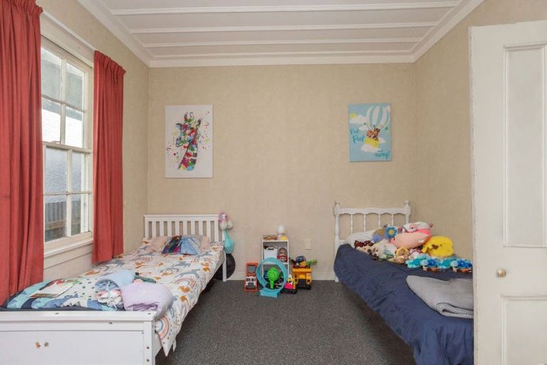 Photo of property in 23 Swinburn Street, Dannevirke, 4930