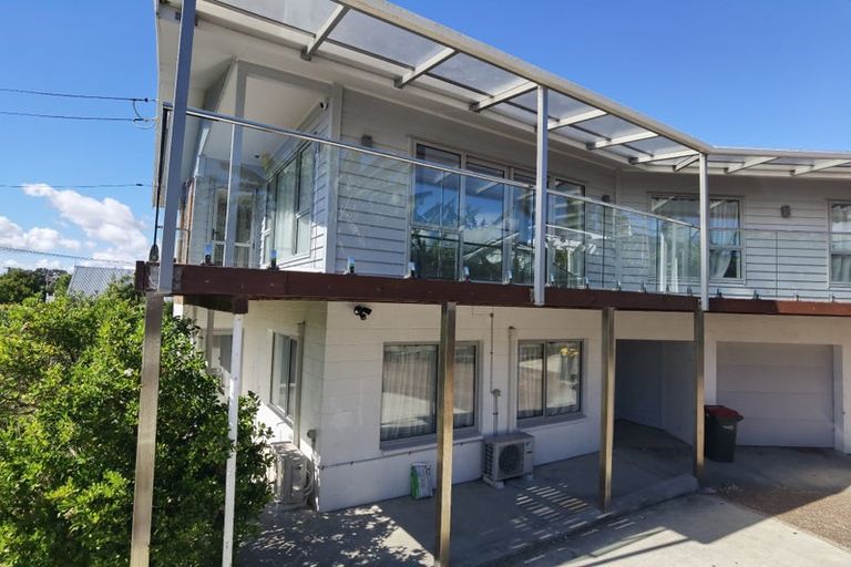 Photo of property in 194 Bleakhouse Road, Mellons Bay, Auckland, 2014