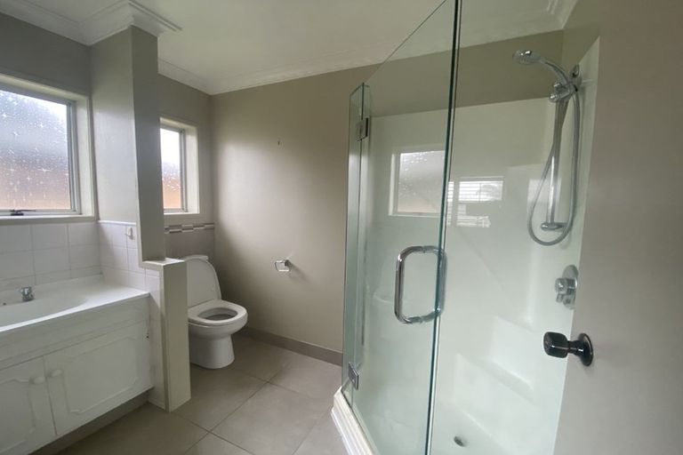 Photo of property in 13 Wilfred Street, St Andrews, Hamilton, 3200