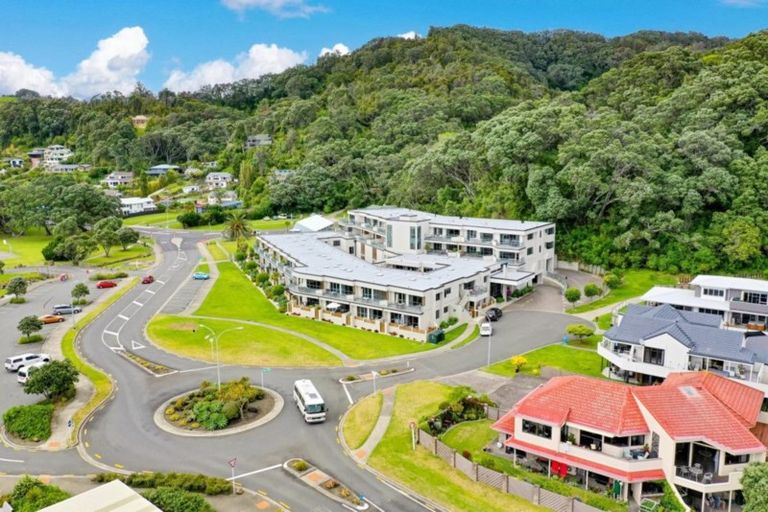 Photo of property in Beachpoint Apartments, 2/5 West End Road, Ohope, 3121