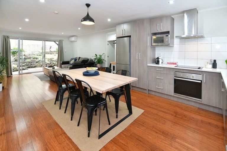 Photo of property in 3b Balmain Road, Birkenhead, Auckland, 0626