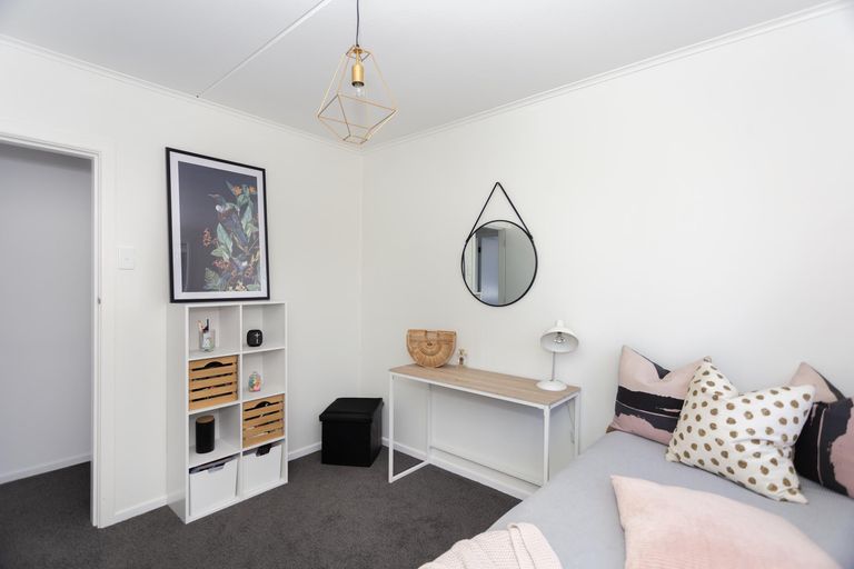 Photo of property in 11 Oxford Street, Holmes Hill, Oamaru, 9401