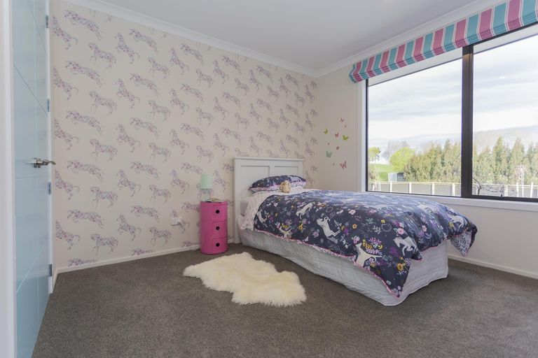 Photo of property in 33d Charles Street, Weston, Oamaru, 9401