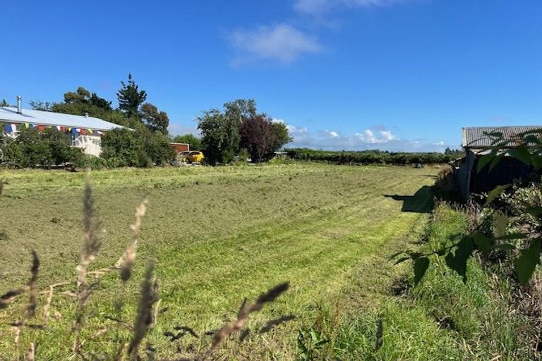 Photo of property in 62 Timaru Road, Waimate, 7924