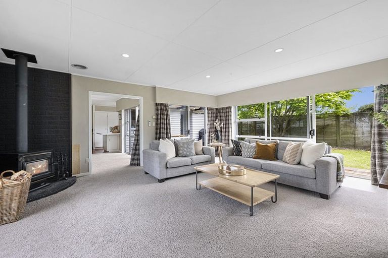 Photo of property in 1 Horne Street, Hurdon, New Plymouth, 4310