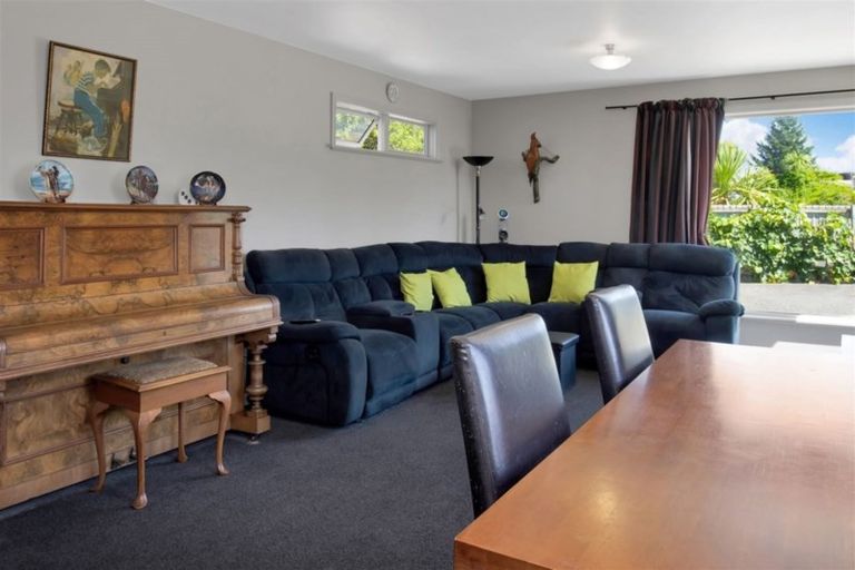 Photo of property in 13 Church Street, Oxford, 7430