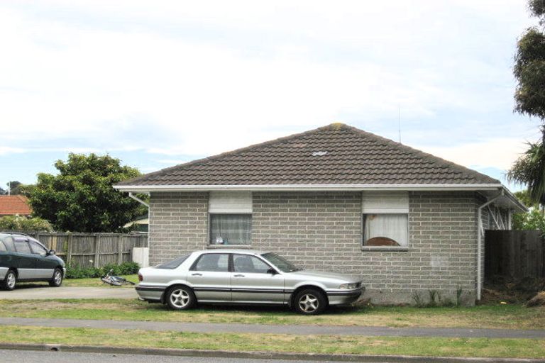Photo of property in 113 Hay Street, Bromley, Christchurch, 8062