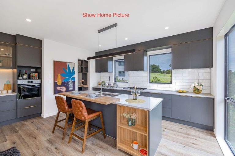 Photo of property in 14 Cutfield Lane, Kumeu, 0810