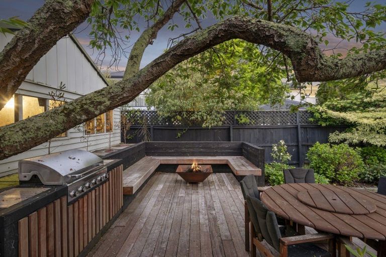 Photo of property in 112 Leinster Road, Merivale, Christchurch, 8014