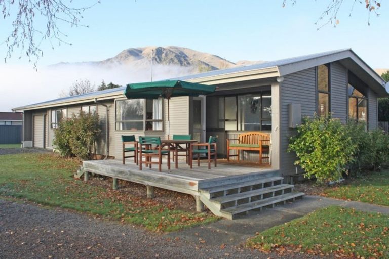 Photo of property in 13 Totara Peak Crescent, Omarama, 9412