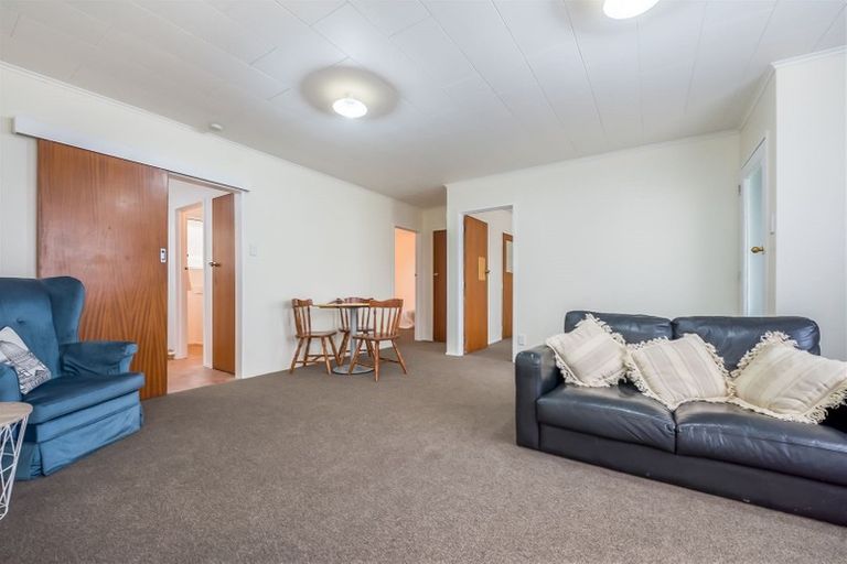 Photo of property in 197b Stokes Valley Road, Stokes Valley, Lower Hutt, 5019