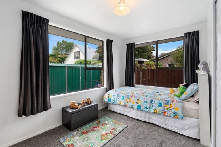 Photo of property in 49 Yellowstone Crescent, Burwood, Christchurch, 8083