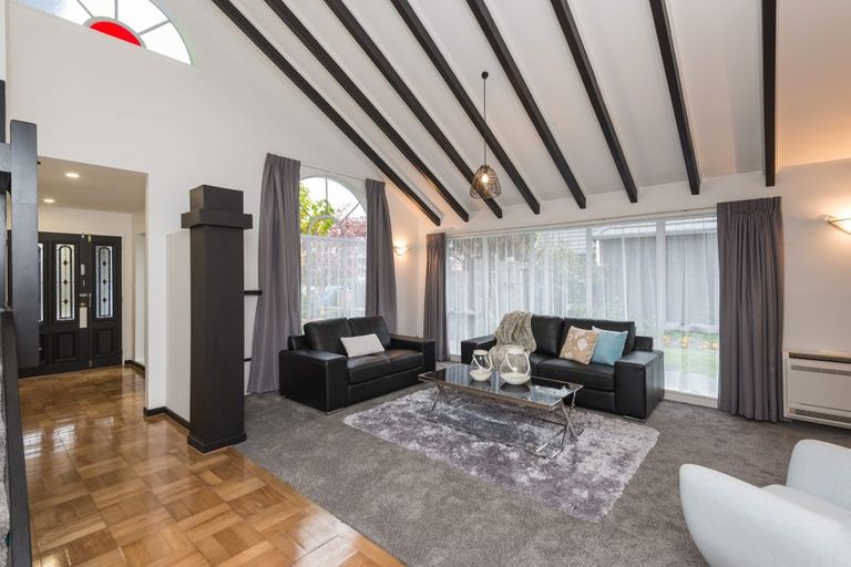 Photo of property in 22 Saint Pauls Place, Burwood, Christchurch, 8083