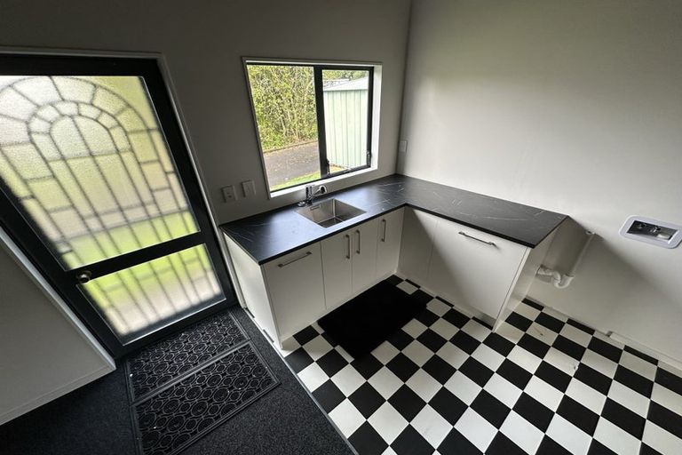 Photo of property in 24 Minnie Place, Pukete, Hamilton, 3200