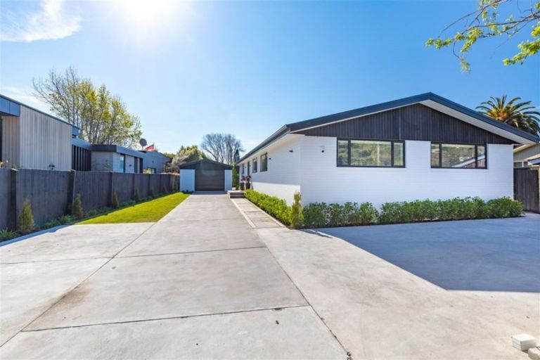 Photo of property in 2 Gunns Crescent, Cashmere, Christchurch, 8022