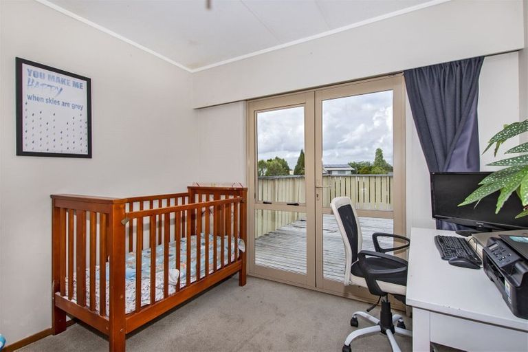 Photo of property in 2 Ross Street, Onerahi, Whangarei, 0110