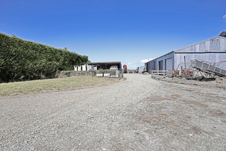Photo of property in 85 Young Road, Branxholme, Invercargill, 9874