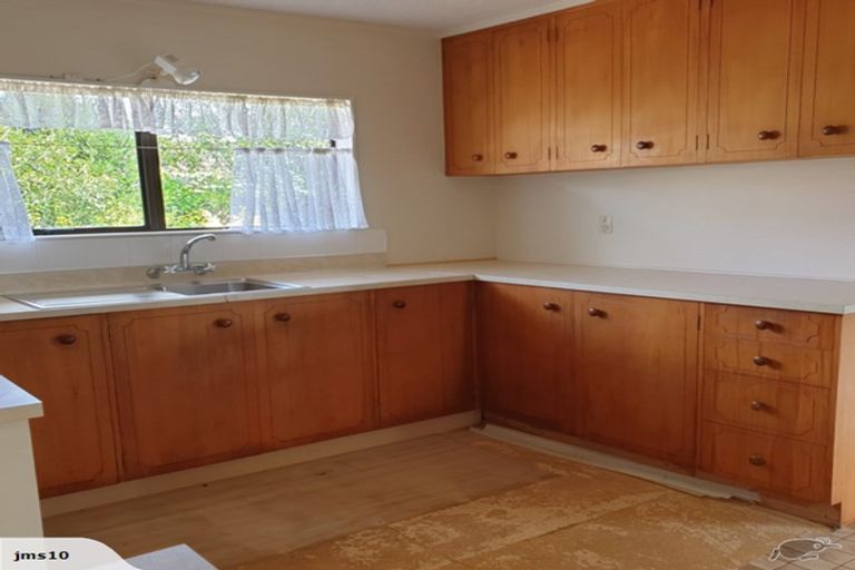 Photo of property in 2/87 Cook Street, Howick, Auckland, 2014