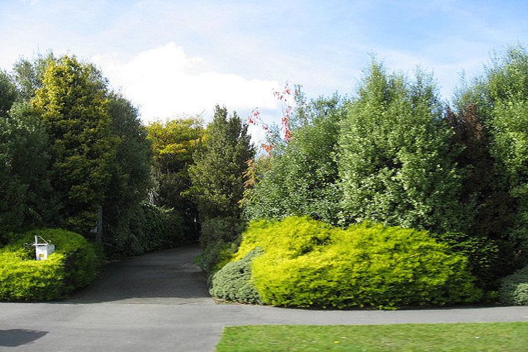 Photo of property in 70 Carruthers Street, Ilam, Christchurch, 8041