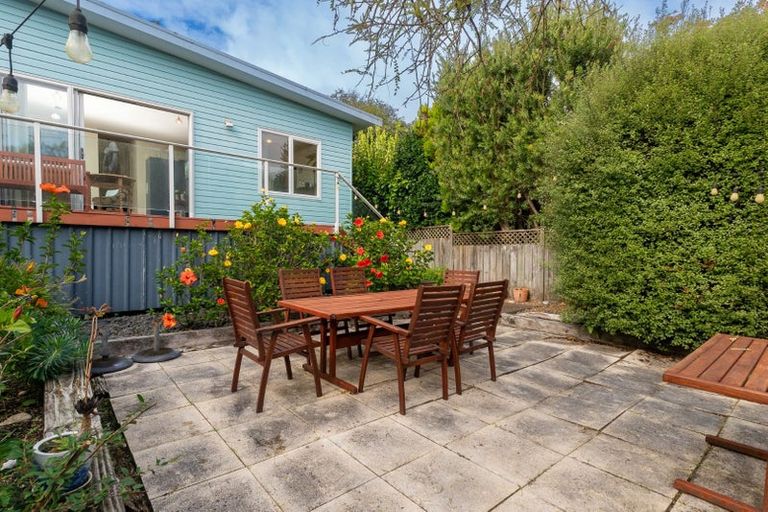 Photo of property in 57 Knights Road, Rothesay Bay, Auckland, 0630