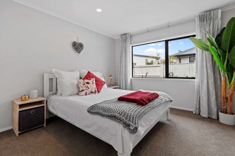 Photo of property in 99 Palm Springs Boulevard, Papamoa Beach, Papamoa, 3118