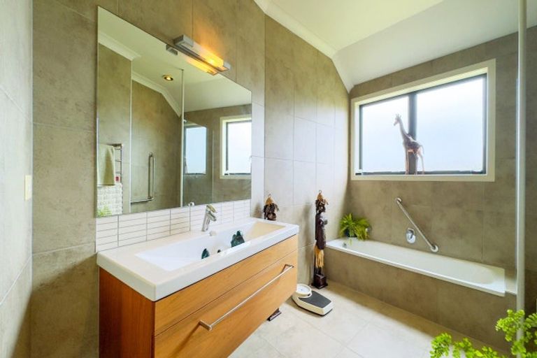 Photo of property in 6 Rua One Place, Whakatiwai, Pokeno, 2473