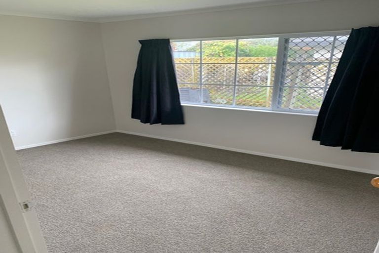 Photo of property in 65 Carlyle Street, Leamington, Cambridge, 3432