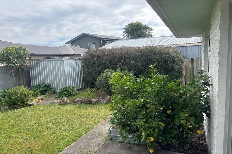 Photo of property in 2/7 Sparks Road, Somerfield, Christchurch, 8024