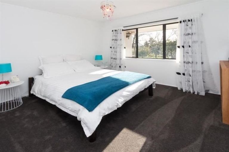 Photo of property in 336 Redoubt Road, Totara Park, Auckland, 2019