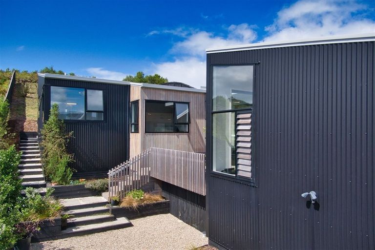 Photo of property in 32 Northcoast Place, Mangawhai Heads, Mangawhai, 0505