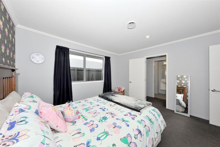 Photo of property in 34 Mariposa Crescent, Aidanfield, Christchurch, 8025