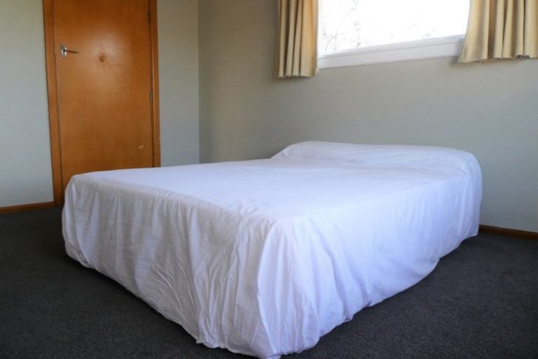 Photo of property in 23 Arrow Crescent, Holmes Hill, Oamaru, 9401