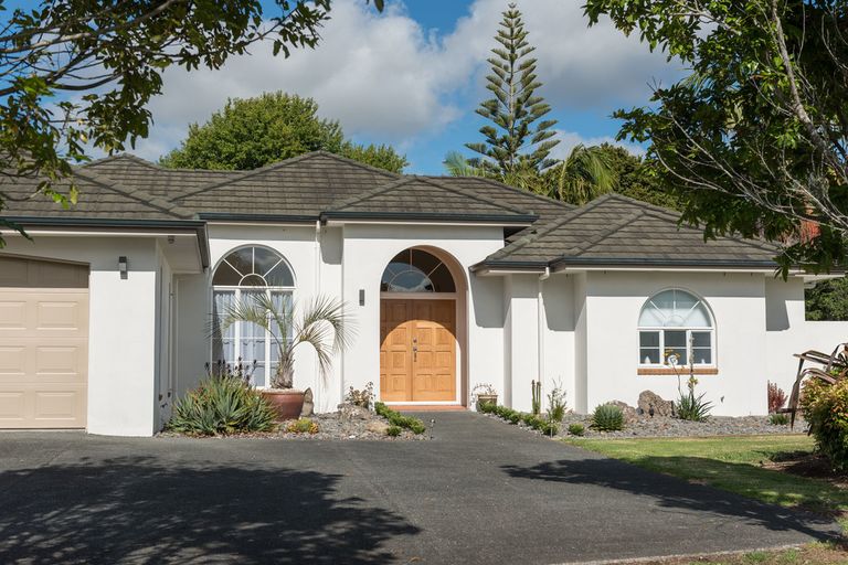 Photo of property in 32 Blue Marlin Drive, Kerikeri, 0230