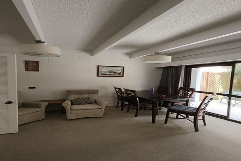 Photo of property in 1 Kim Street, Khandallah, Wellington, 6035
