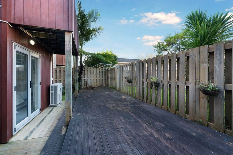 Photo of property in 76n Edmonton Road, Henderson, Auckland, 0612