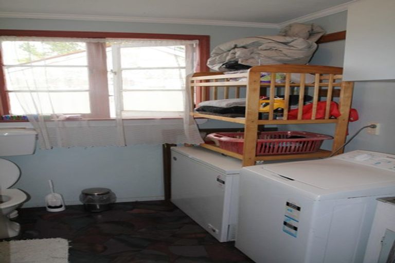 Photo of property in 98a Brougham Street, Westport, 7825