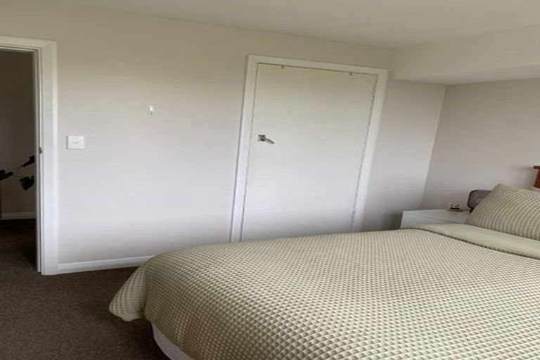 Photo of property in 162 The Ridgeway, Mornington, Wellington, 6021