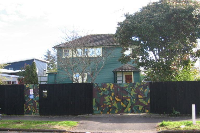 Photo of property in 6 Jellicoe Drive, Hamilton East, Hamilton, 3216