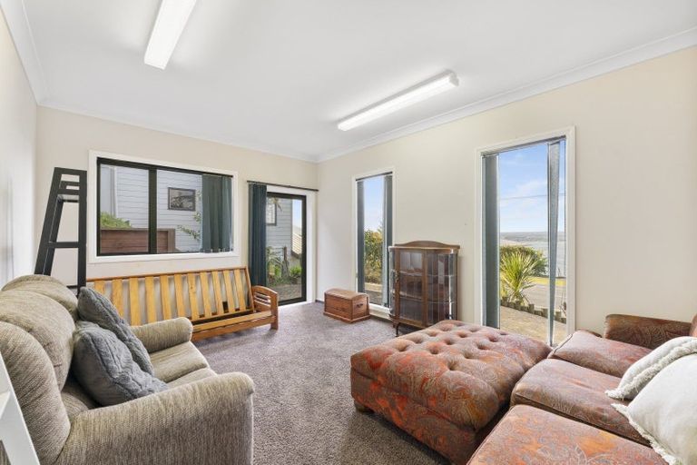 Photo of property in 82 Wakeman Road, Acacia Bay, Taupo, 3330