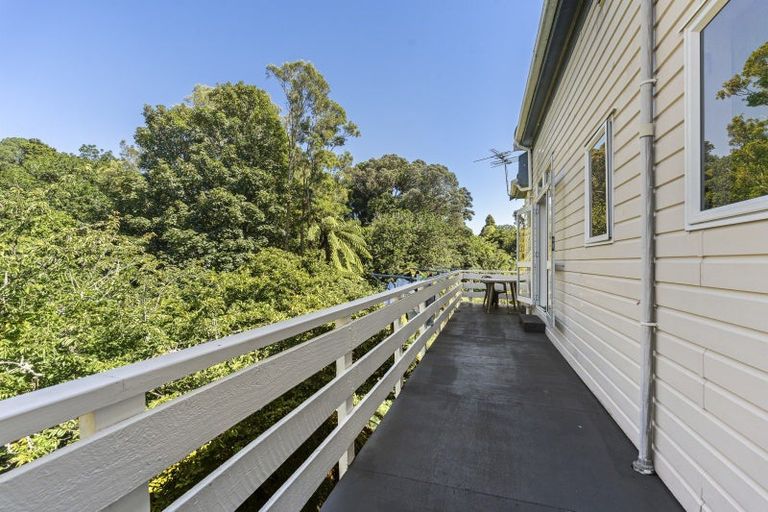Photo of property in 28 Carrington Street, New Plymouth, 4310