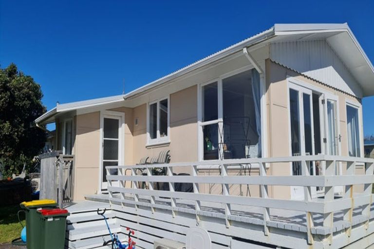 Photo of property in 259 Seaforth Road, Waihi Beach, 3611
