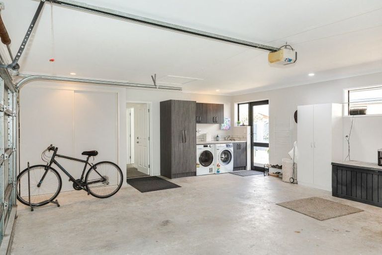 Photo of property in 34 Fonblanque Street, Westport, 7825