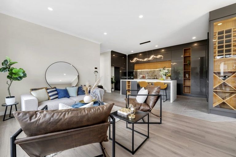 Photo of property in 4 Knockanara Drive, Flat Bush, Auckland, 2019