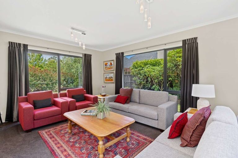 Photo of property in 53 Glen Oaks Drive, Northwood, Christchurch, 8051