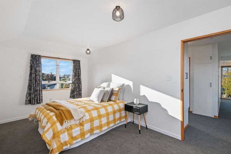 Photo of property in 1/121 Wilsons Road, Saint Martins, Christchurch, 8022