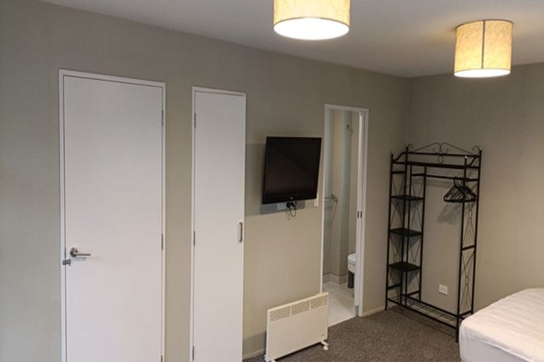 Photo of property in 663 George Street, North Dunedin, Dunedin, 9016