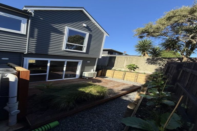 Photo of property in 5 Richard Street, Titahi Bay, Porirua, 5022
