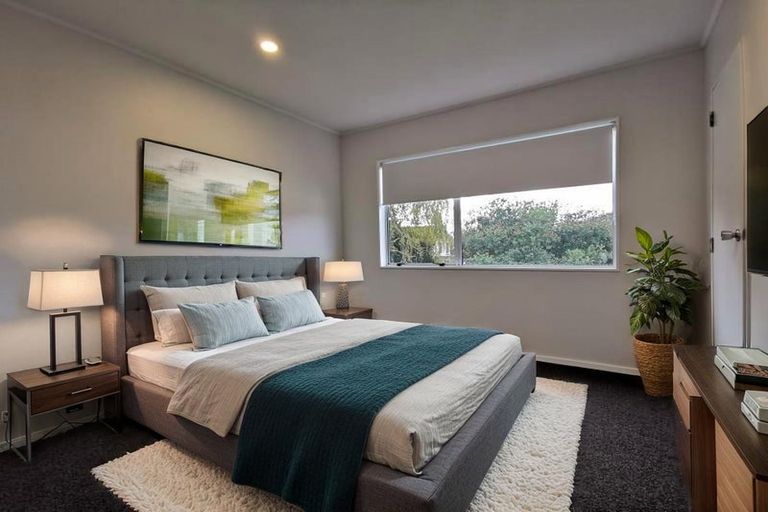 Photo of property in 1 Latitude Close, Whitby, Porirua, 5024